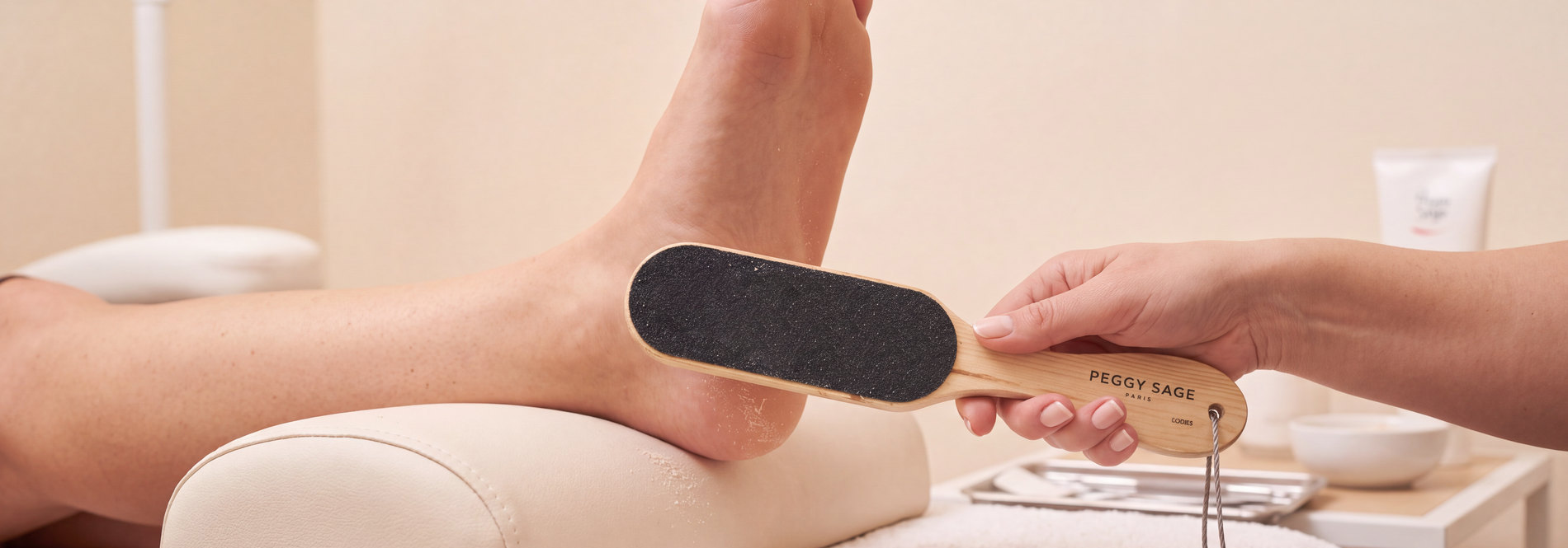 Raspa sul tallone per togliere le callosità, pedicure a Sainte-Maxime